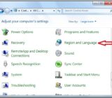 How do the Windows clock do to display the day of the week
